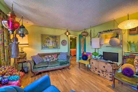 Arvada Vacation Rental | 2BR | 1BA | 1 Step for Entry | 850 Sq Ft
