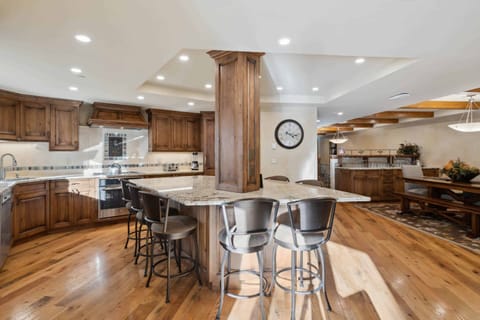 1709749362976-1291-18