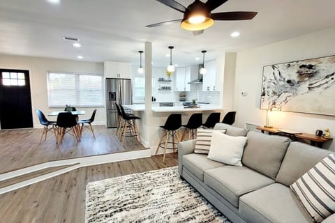 A bright and open living space for all to enjoy. 