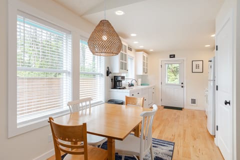 A light-filled dining area for you to enjoy meals and games with family