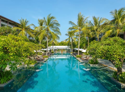 Outdoor pool, pool umbrellas