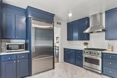 Kitchen with Viking Appliances