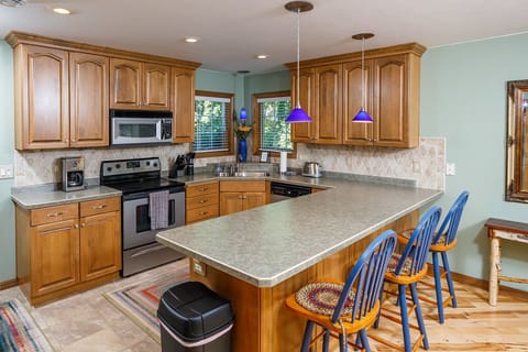 Fully equipped kitchen