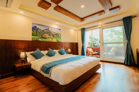 Luxury Double Room | Egyptian cotton sheets, premium bedding, pillowtop beds, minibar