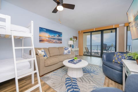 Phoenix I 1024, Orange Beach, Alabama, beach front, 1 bedroom condominium on the 2nd floor