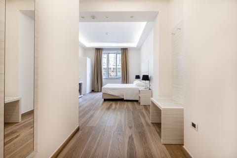 Basic Triple Room | In-room safe, desk, blackout drapes, soundproofing