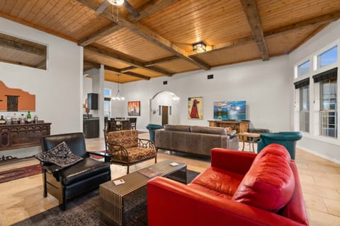 Living Rroom