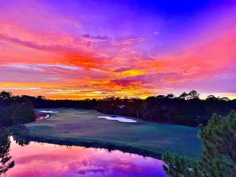 Luxe Unit 331, Welcome to the Caddyshack located in the residences of St. James Bay Golf Resort overlooking Hole 18. 3/3 condo top floor, luxe kitchen and decor. #stjamesbay #forgottencoast #gulfcoastgetaways850 #Golf #Carrabelle #Tallahassee