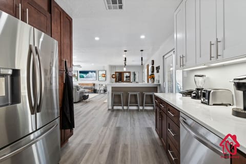 Full-size fridge/freezer with filtered water and icemaker