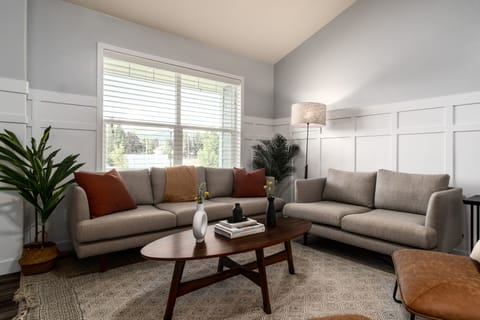 Lounge Area // Kick back & relax in our top floor living room