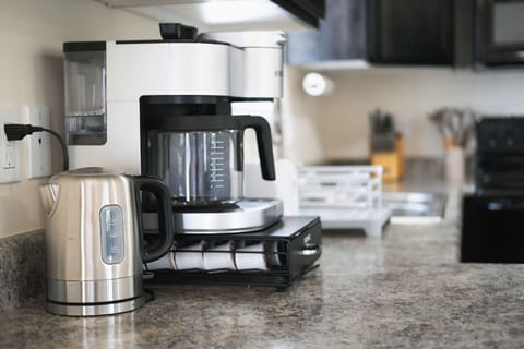 Kitchen // Fully stocked with appliances, basic supplies, and cooking equipment