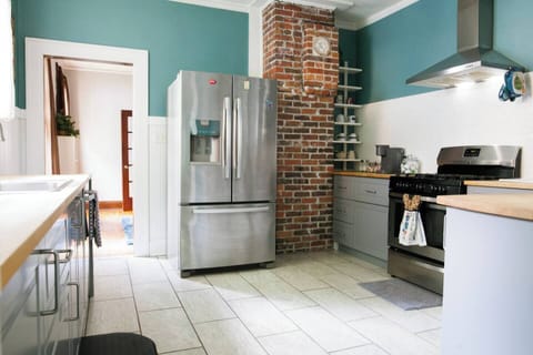 L♥️VE this Kitchen!