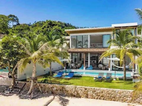 Living on the beach. You can’t get closer than this. 