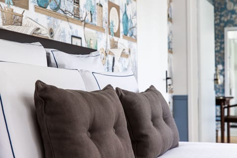 Deluxe Double Room | Premium bedding, down comforters, pillowtop beds, minibar