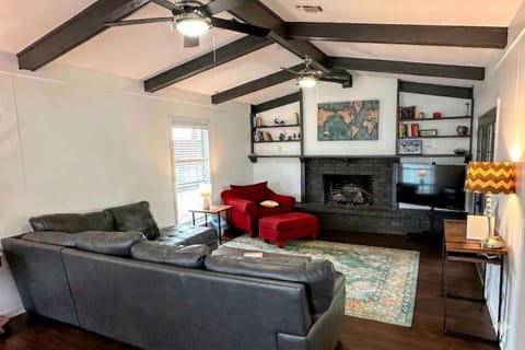 1cLiving room with gas log fireplace