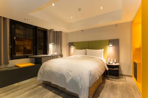 Superior Double Room | Premium bedding, in-room safe, desk, soundproofing