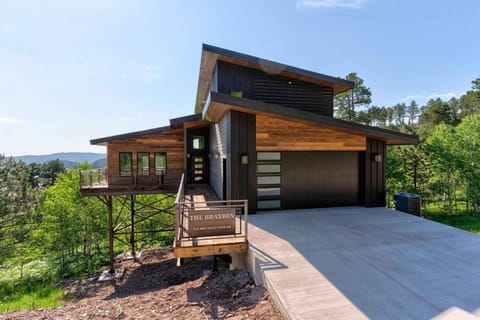 Welcome to the Braxden!  