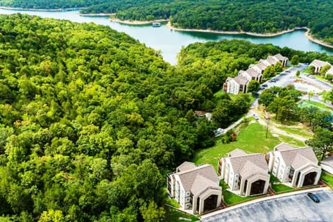 Private Lakefront community. Just a short beautiful walk to Table Rock Lake.