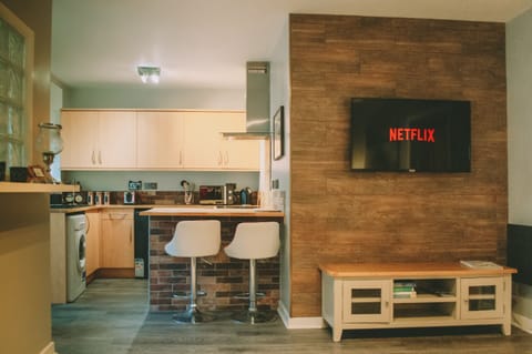 Standard Apartment, Ensuite | Shared kitchen