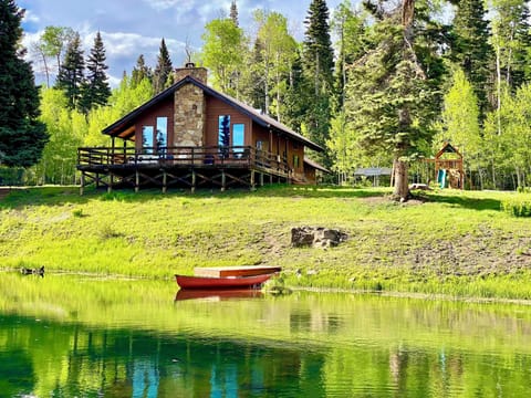 Guest are welcome to paddle canoe on the spring fed pond.
