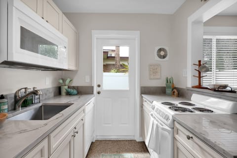 Ready Set...Lets EAT! All the essentials you need for any meal.