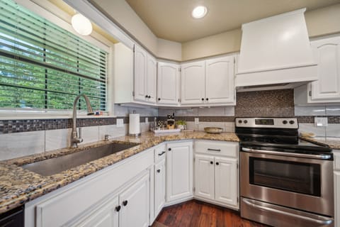 Dishwasher…don’t spend your holiday washing dishes!