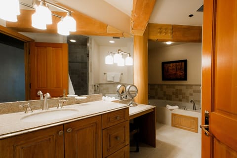 Townhome, 4 Bedrooms | Bathroom