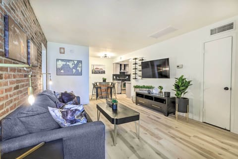 Chandler Vacation Rental | 2BR | 2BA | 950 Sq Ft | Step-Free Access