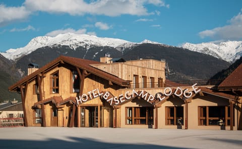 Escape to Base Camp Lodge in Bourg Saint Maurice.