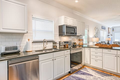 Fully stocked kitchen with everything you need to cook 