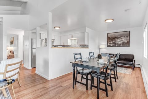 Dining table with seating for 4