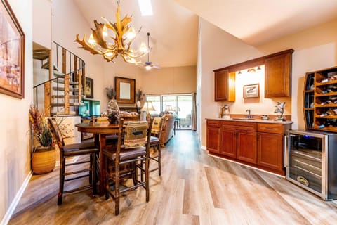 Welcome to The Bears Den!