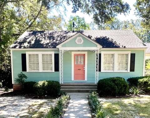 This is the front of the house that faces Old Bay Springs Rd.  