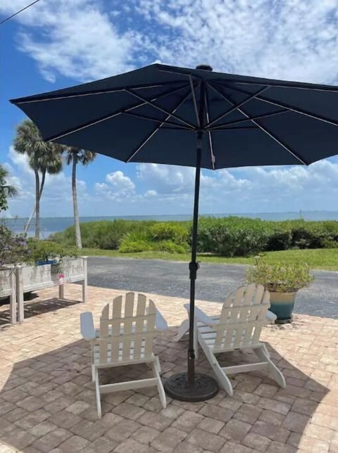 Your view for coffee or a cocktail!