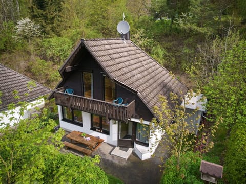 Plant, Property, Window, Building, Natural Landscape, Wood, Cottage, Roof, Rural Area, House