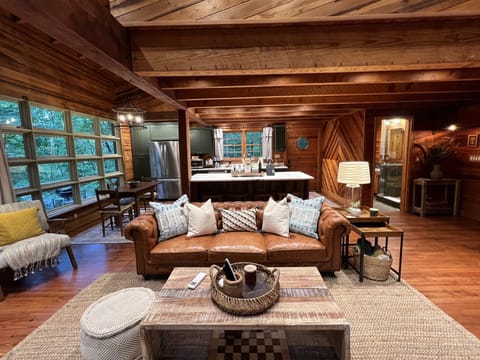 cd25ab9d-6f65-4559-9441-2fc05bfaa61b