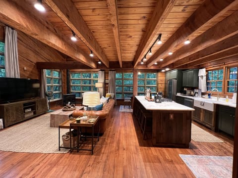 71505de3-b883-40b1-9ffa-bcba97631a76