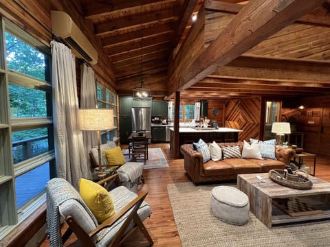 5f51af6c-2db0-411c-b212-4e34c55a4443