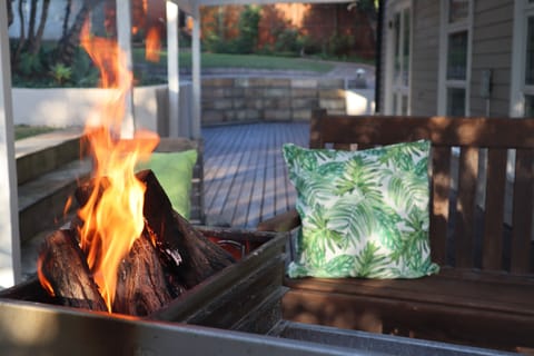 Fire place (wood only)