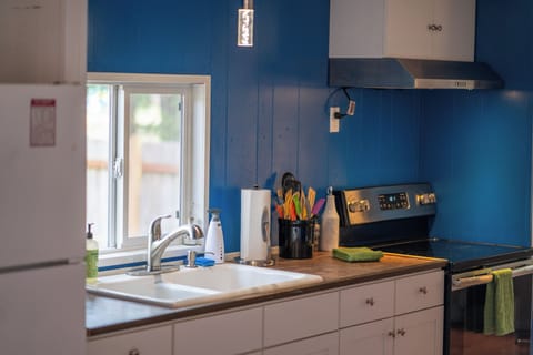 Fully stocked kitchen