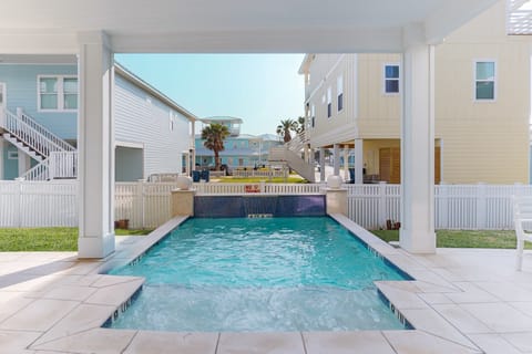 Golf Cart + Beach Gear Credit Included With Your Stay!