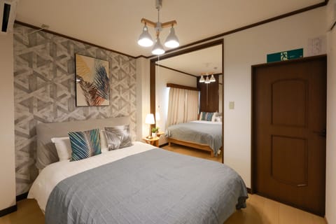 House | 7 bedrooms, premium bedding, Tempur-Pedic beds, individually decorated