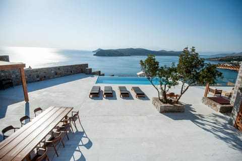 Villa | Terrace/patio