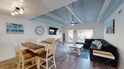 Bright Open Floor