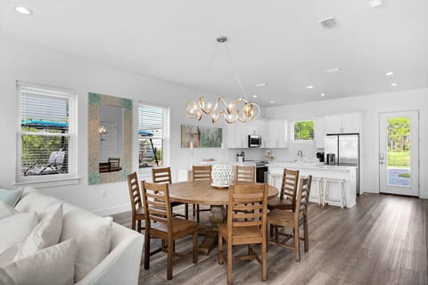 Make lifetime memories in designer grade coastal comfort at Bliss!