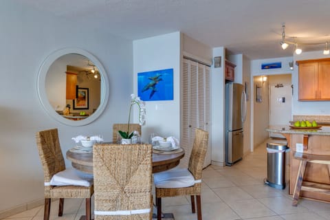 Dining Table set for 4