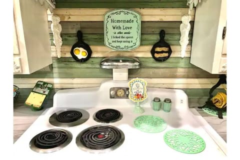 Makes you feel like your at grandmas house!