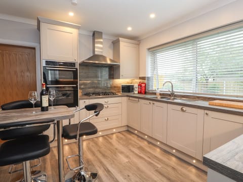 Fridge, dishwasher, electric kettle, toaster