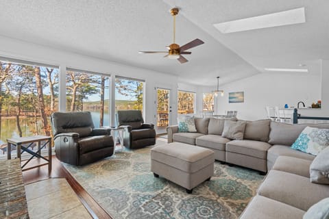 Swivel recliners makes nature watching a breeze from inside. 