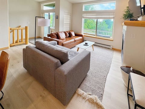 Seating area.
